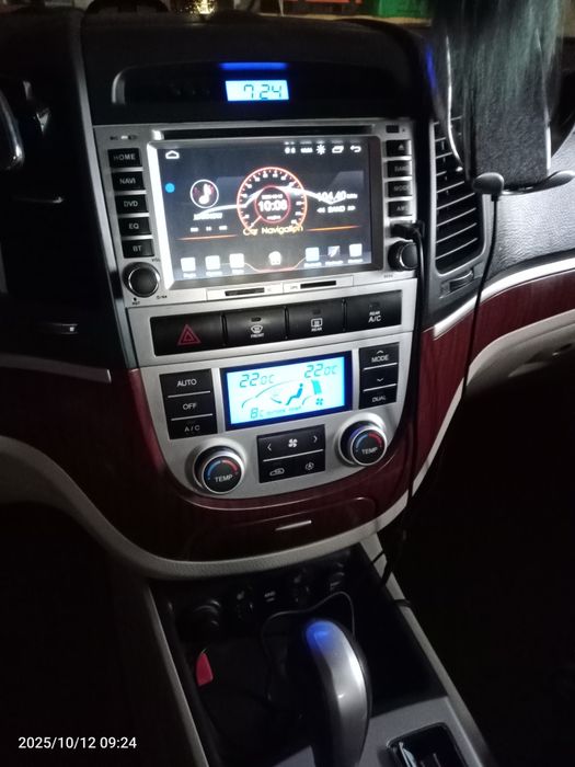 Автомобіль паркетник