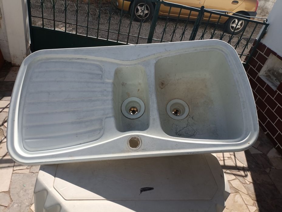 Lavatório em bom estado