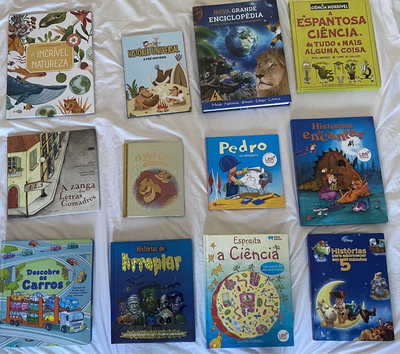 Livros cada um a 4€