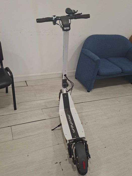 Trotinete SkateFlash Model US