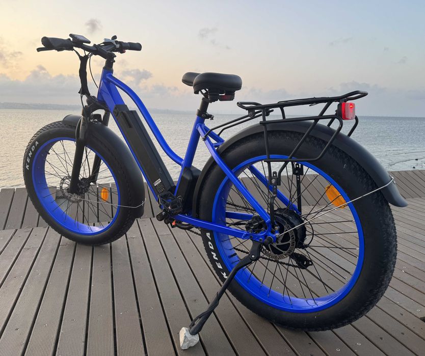 Bicicleta Elétrica Fat Tire – 70 km/h - Só 550KM de uso – Como Nova