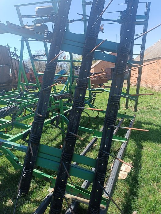 Культиватор John Deere 960