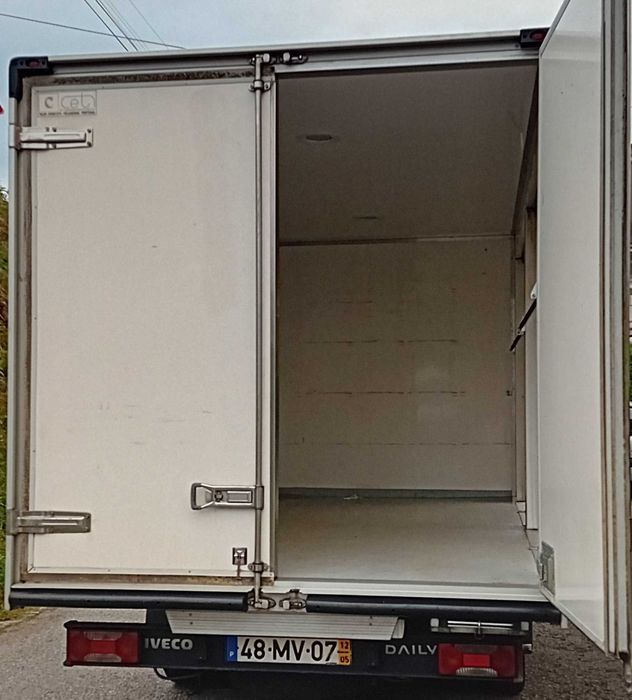 Iveco 35c17 contentor