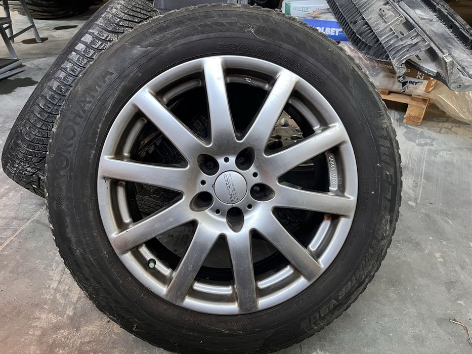 Koła alufelgi Honda cr-v 18cali opony zimowe 225/60r18