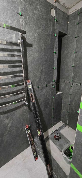 Плиточник, ремонтні роботи