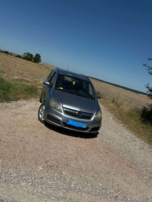 Opel Zafira 2007 1.9 CDTI