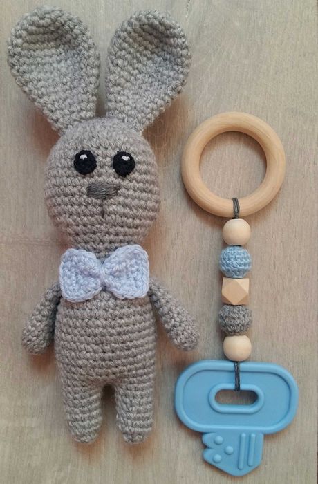 Króliczek królik na szydełku maskotka przytulanka Handmade Nowa Mięta