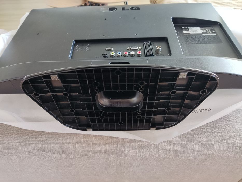 Televisão LG 24 polegadas