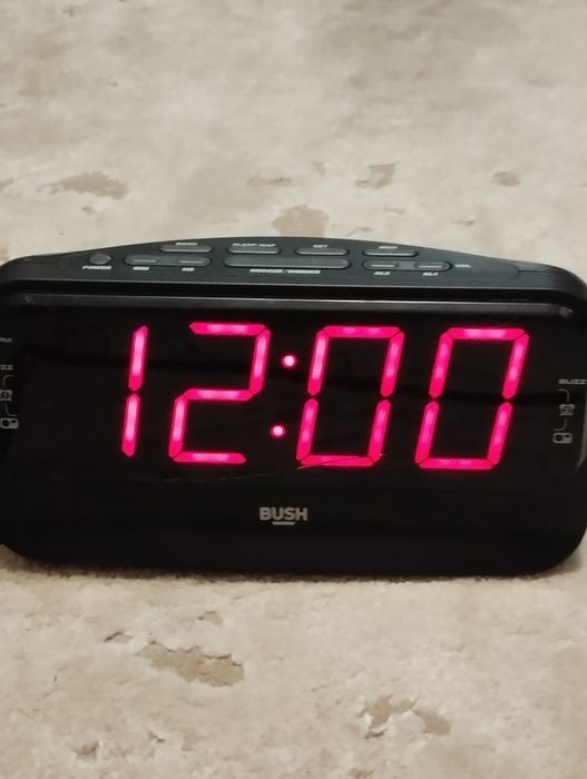 Цифровий радіогодинник Bush CR-338PL (PLL Radio) з будильником
