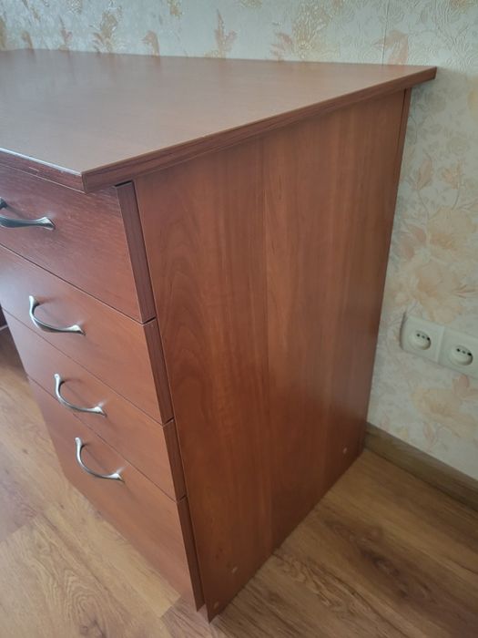 Стіл письмовий  "Юніор"