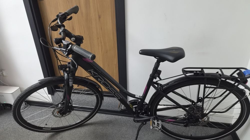 Sprzedam Rower Kross Trans 8.0 , rozmiar ramy M 17, kola 28", Mielec