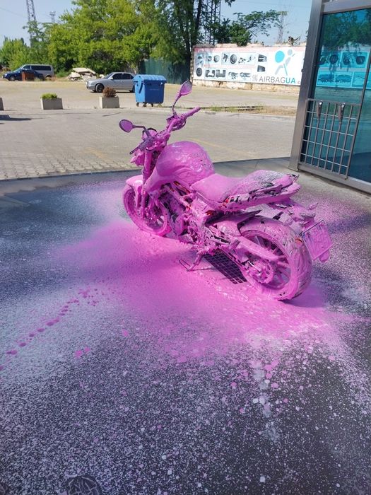 Продам мотоцикл BENELLI TNT302S