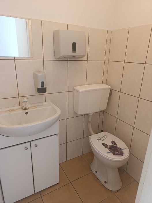 Lokal 37m2 Piotrkowska 107 podwórko parter
