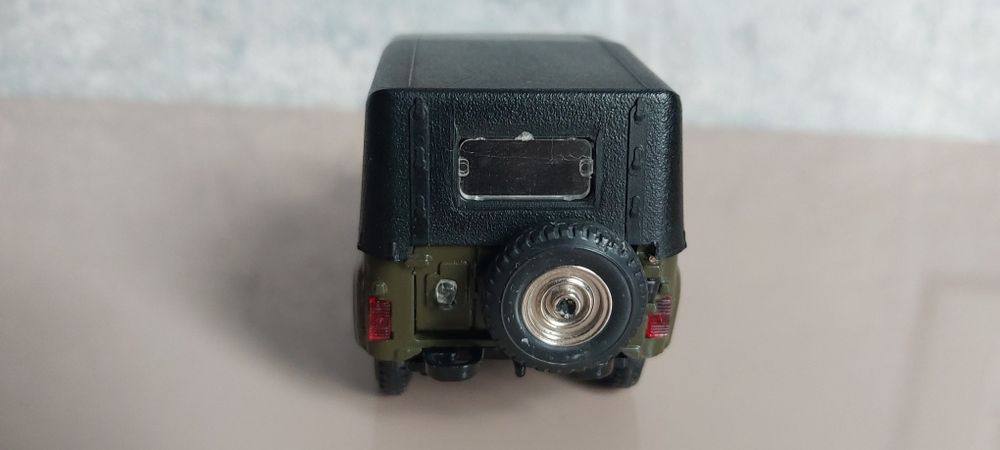 Дно МЕТАЛЛ.Модели УАЗы в масштабе 1.43 Сделано в СССР