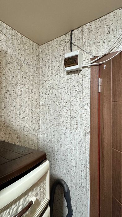 Продам комнату в общежитии со своим сан.узлом и кухне!