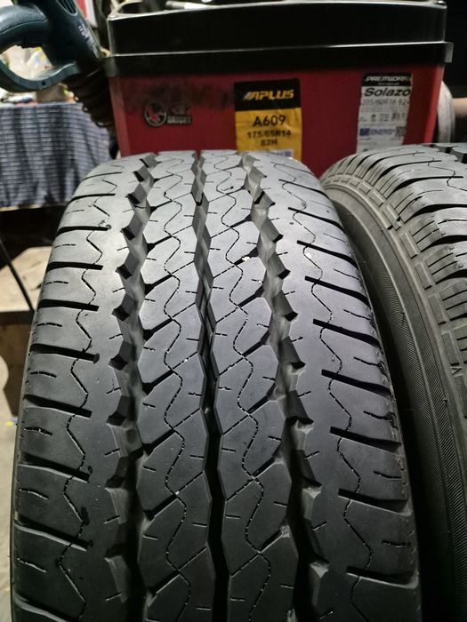 Шини 215/65/15С, Maxxis  - Стан нових,  (221)