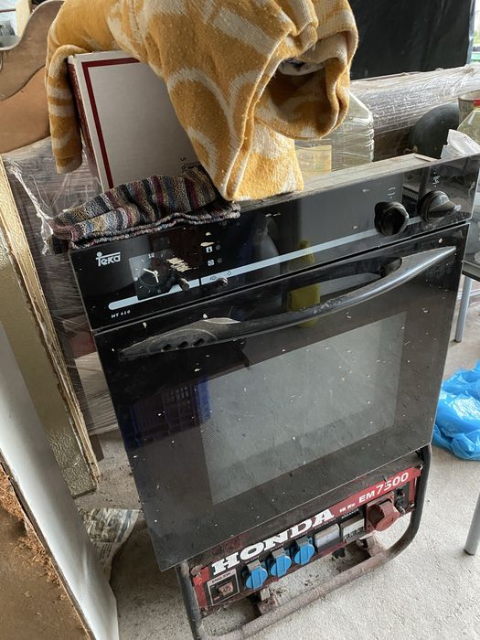 Forno Teka HT 610 para peças avariado