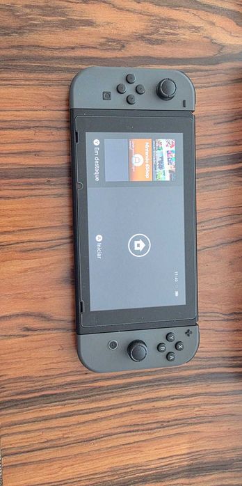 Nintendo Switch + POKEMON + MARIO KART