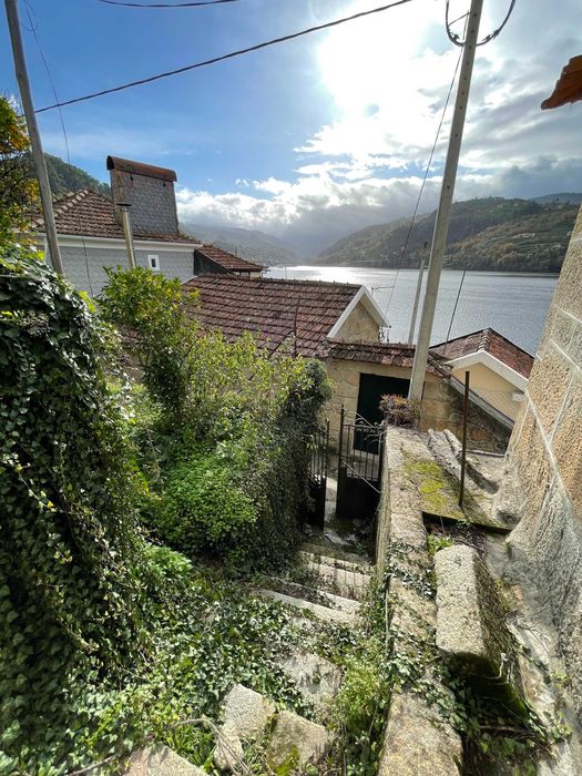 Moradia T3 com Vista Rio Douro | 3-Bedroom House with River Views