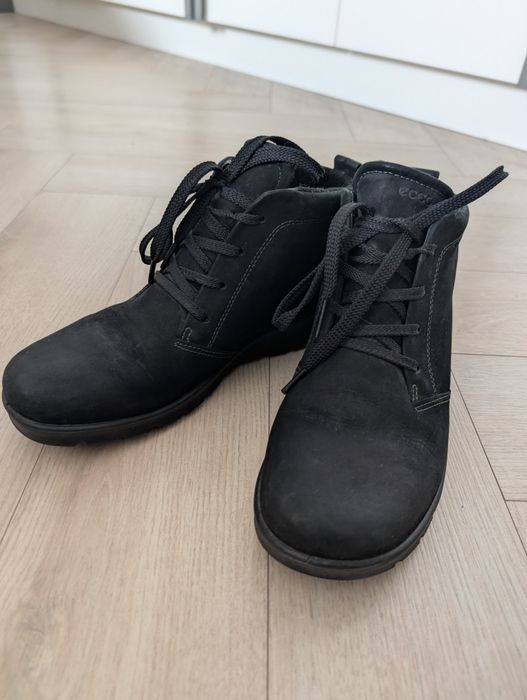 Демісезонні черевики чорні Ecco 38 розмір