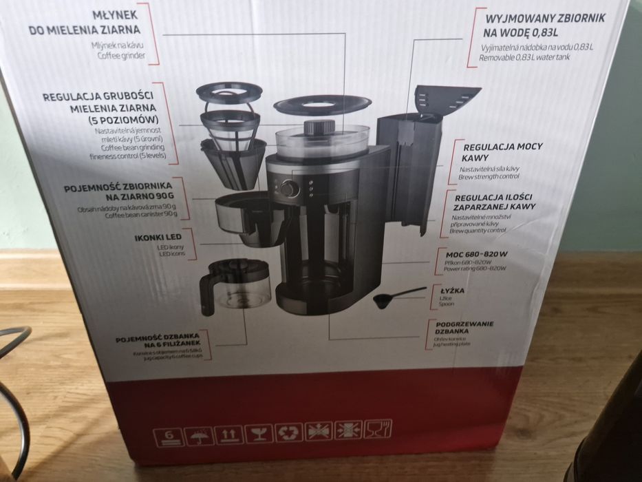 Ekspres do kawy i czajnik