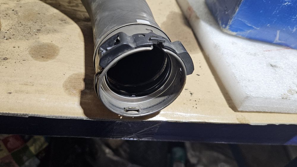 Przewód rura turbo dacia duster 1.5 dci jak niwy 64tys