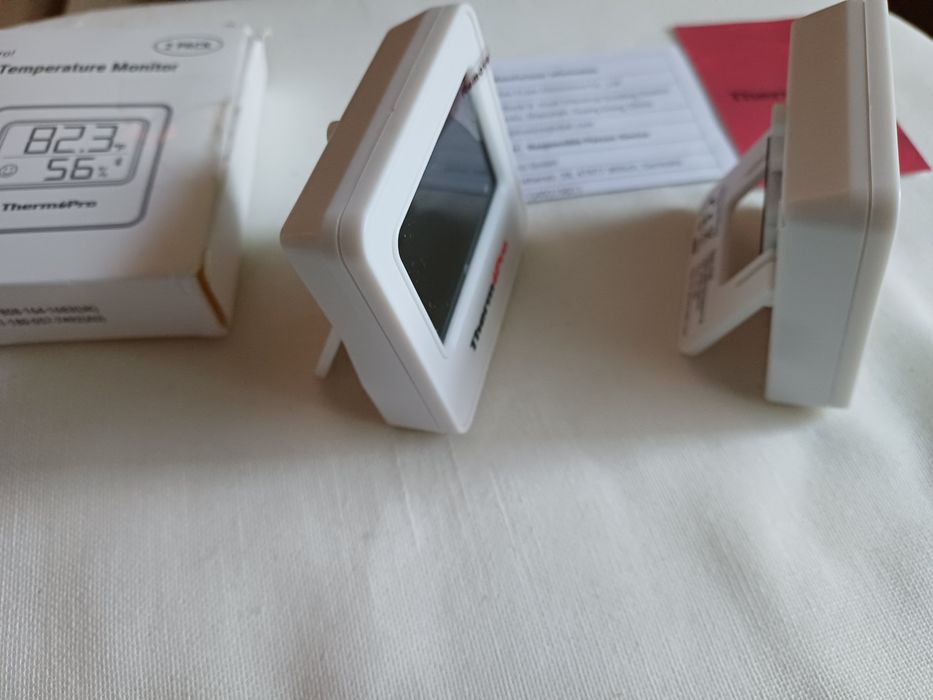Bluetooth термометри-гігрометри(набір 2шт). НОВІ в плівочці
