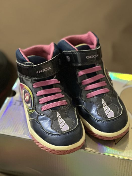 Кросівки geox 33 розмір для дівчинки