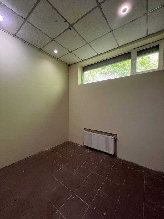 Продаж приміщення вільного призначення в районі Ж/Д вокзалу!