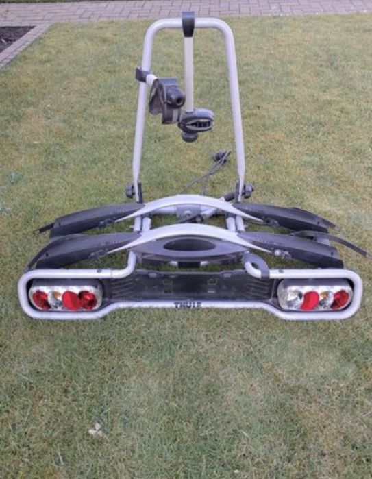 Uchwyt rowerowy zaczepiany na hak uchylny  na dwa rowery firmy Thule