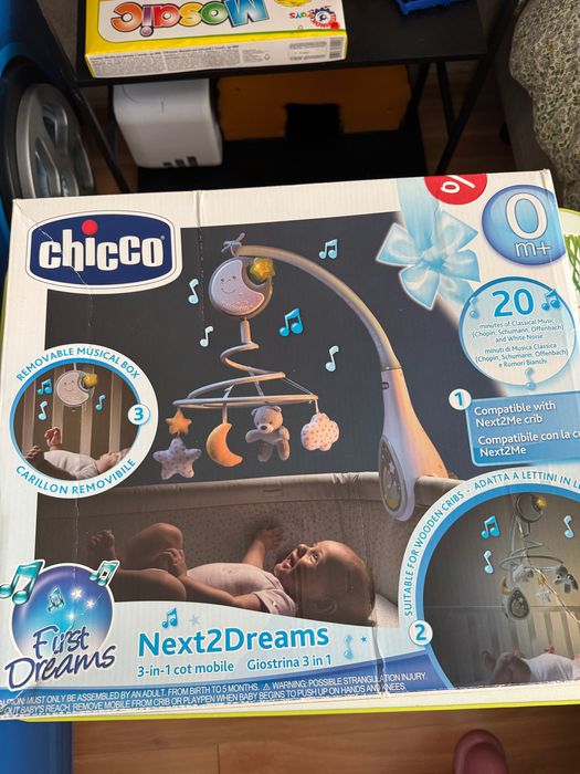 Мобіле дитяче Chicco б/в в ідеальному стані ,ц1300 грн