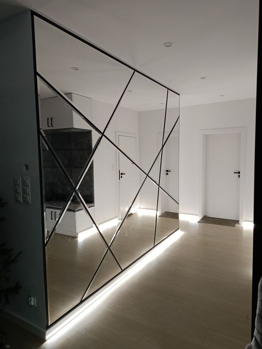 Szklarz, panele kuchenne, lustra, balustrady, wkłady okienne, kabiny p