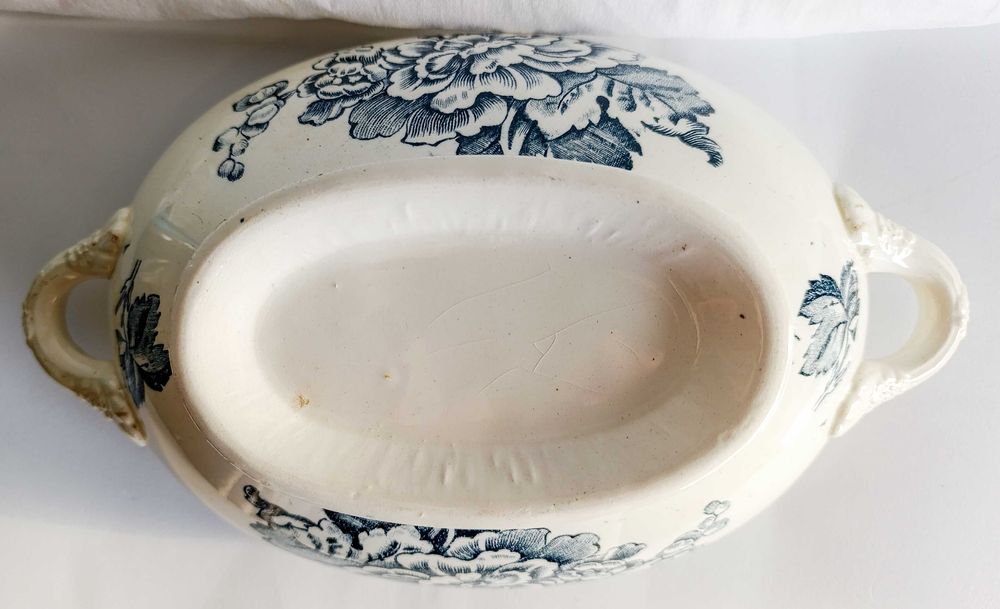 Terrina em Faiança Antiga