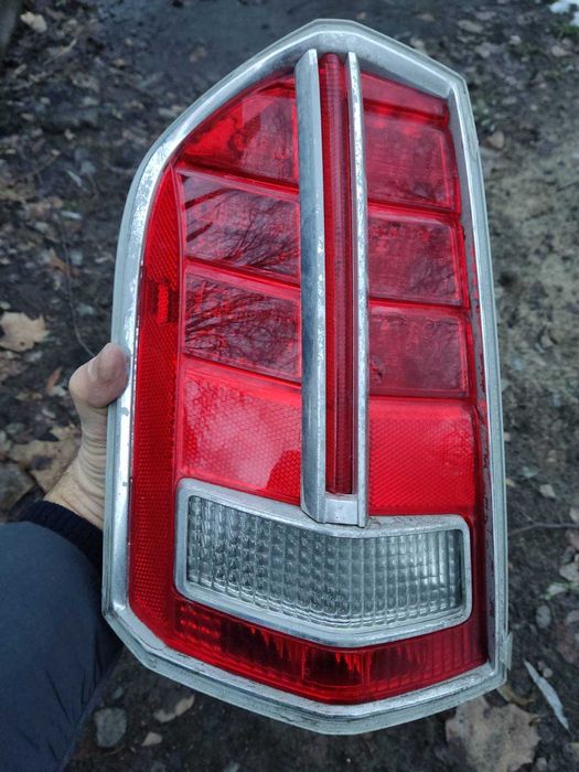 фонари задние б/у для Chrysler 300 (2011-2015)