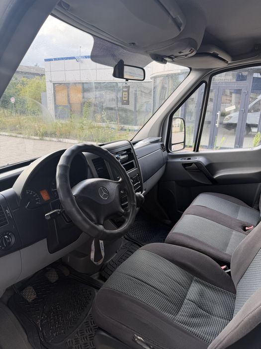 Mercedes-Benz Sprinter 311
