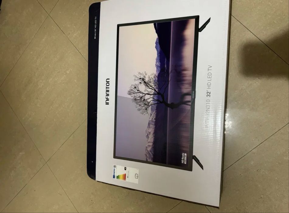 TV Infiniton 32” – excelente estado – Com comando