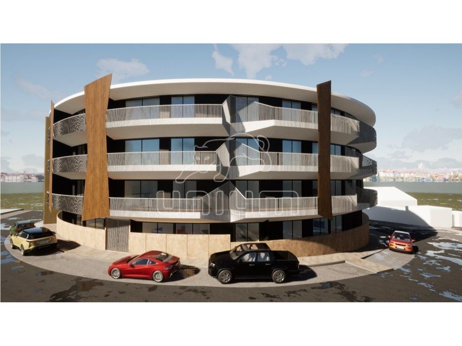 Apartamento T2 Novo com Varanda e Garagem em Areosa, Viana do Castelo