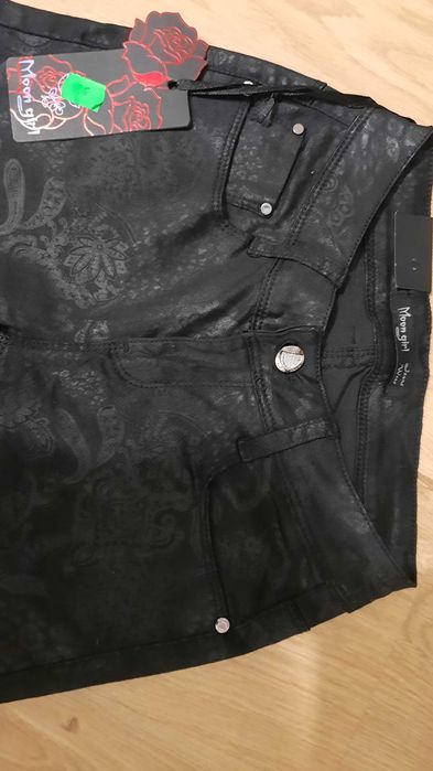 Spodnie czarne dziewczęce - rozmiar 26 / NOWE