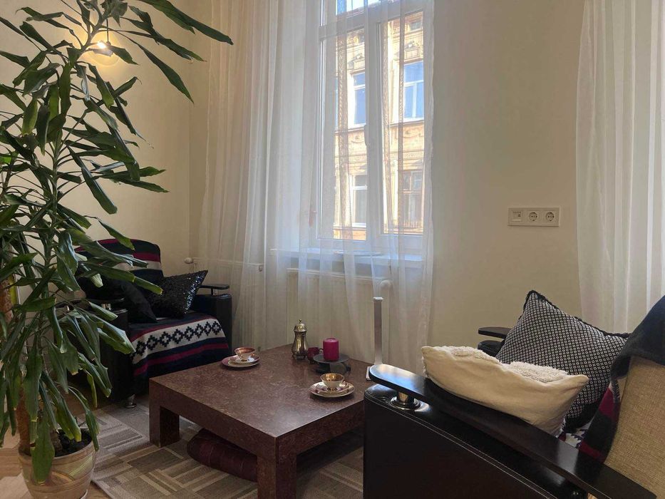 Оренда 2-кім квартири в ближньому центрі по вул. Замарстинівська