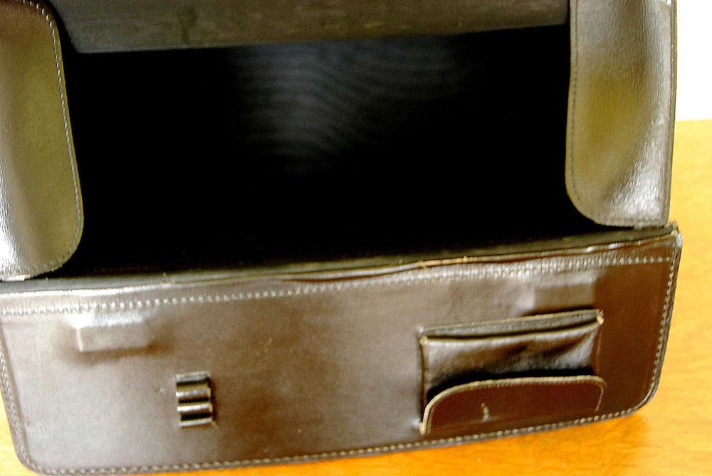 Neseser Attache Teczka aktówka dyplomatka na dokumenty