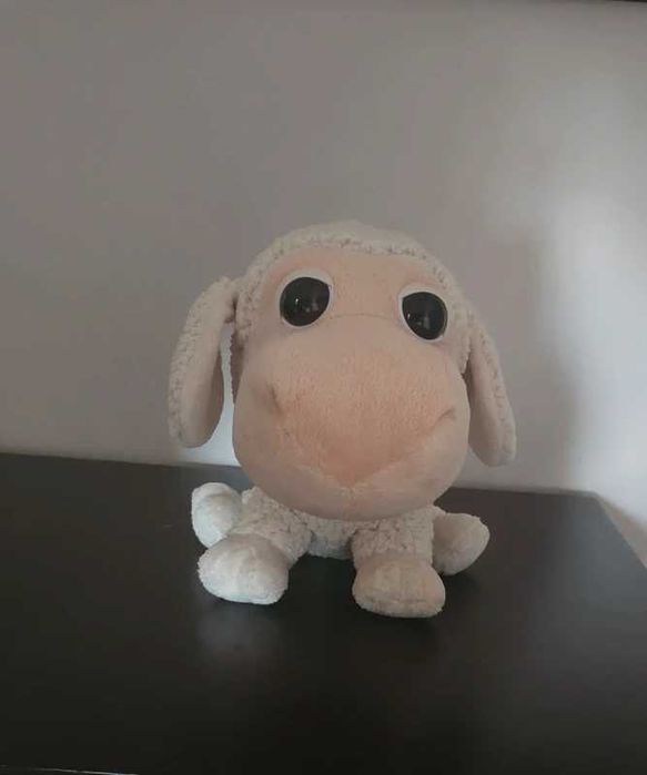 Brinquedo boneco Peluche ovelha