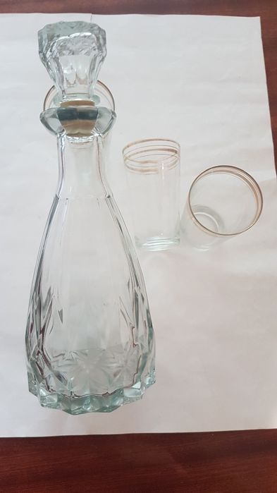 Набор: графин + 3 стаканчика