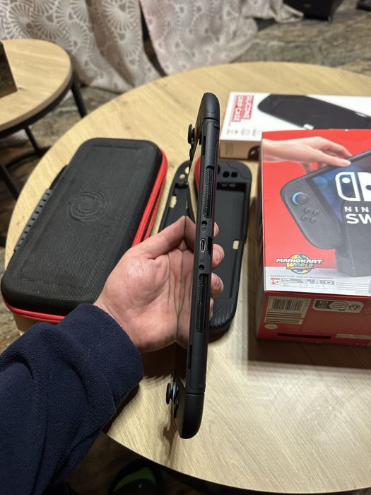 Nintendo switch 2 + dodatki !!!