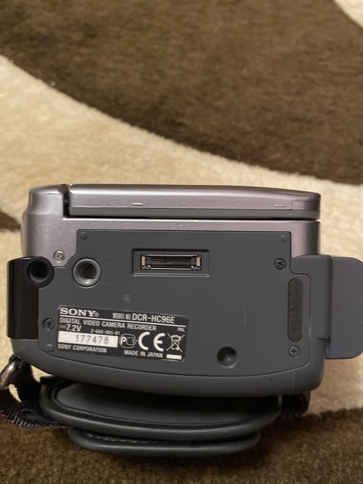 Продам відеокамеру