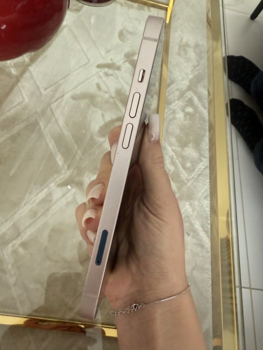 Sprzedam iphone 13 rozowy