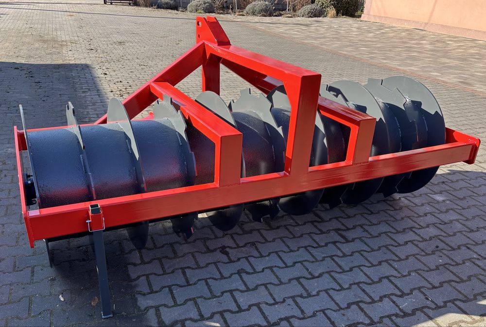 Wał Pryzmowy , wał dogniatający, wał do traw