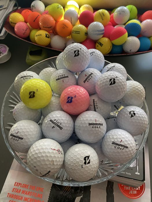 36 Bolas de Golfe Bridgestone - Usadas em Bom Estado