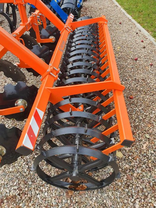 Agregat kultywator bezorkowy SPEC HD 3,0 MANDAM Landstal Agro-Masz