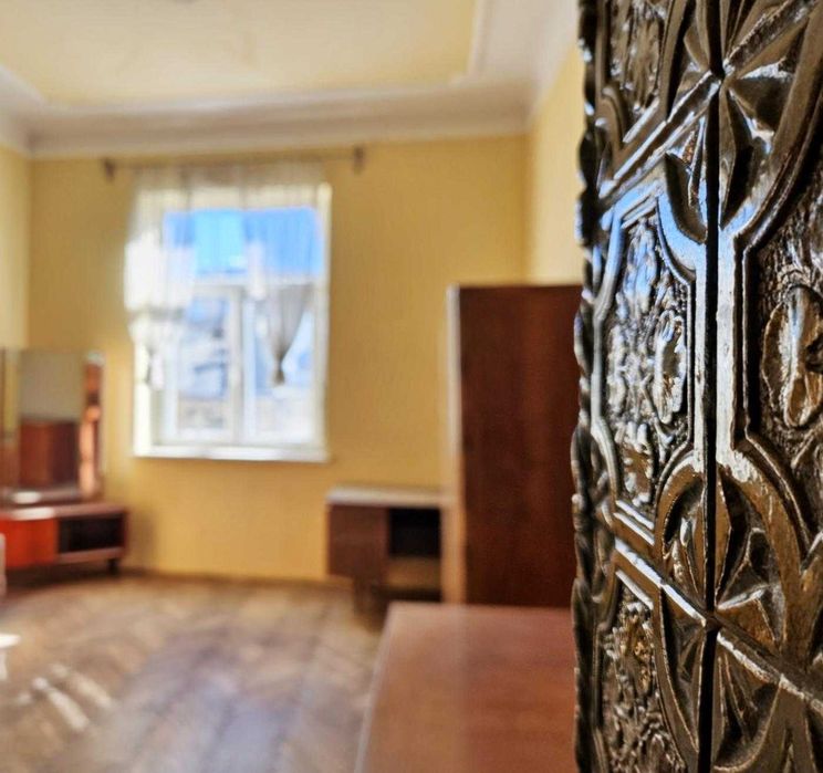 Продаж 2 кімнатної квартири, вулиця Куліша