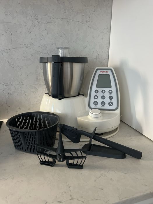 Selling Used Yammi 2